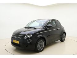 Zwart Gebruikt 2024 Fiat 500e Urban Hatchback | € 26.145 (Duur)