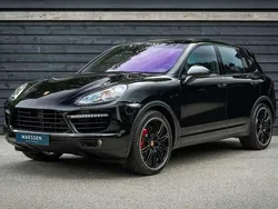 Zwart, metallic lak Gebruikt 2011 Porsche Cayenne Turbo SUV | € 47.950 (Duur)