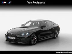 Saphirschwarz metallic (zwart metallic) Nieuw 2024 BMW 420 Comfort Edition Coupé | € 86.893 (Duur)