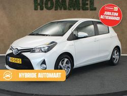 Wit Gebruikt 2015 Toyota Yaris Hatchback | € 13.950 (Eerlijke prijs)
