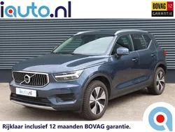Blauw, metallic lak Gebruikt 2022 Volvo XC40 Inscription SUV | € 32.745 (Goede deal)