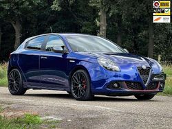Blauw Gebruikt 2017 Alfa Romeo Giulietta Veloce Hatchback | € 23.899 (Iets duurder)