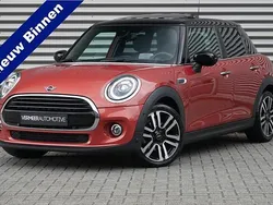 Rood Gebruikt 2020 Mini Cooper Hatchback | € 23.900 (Eerlijke prijs)