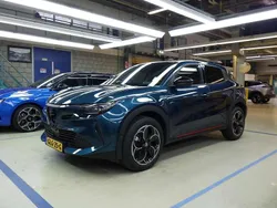 Blauw Gebruikt 2024 Alfa Romeo Junior Edizione Speciale SUV | € 31.900 (Eerlijke prijs)