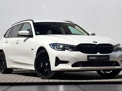 Wit Gebruikt 2022 BMW 330e Stationwagen | € 30.950 (Super prijs)