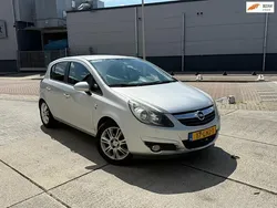 Grijs Gebruikt 2010 Opel Corsa Edition Hatchback | € 2.950 (Goede deal)