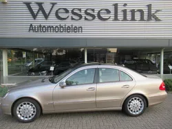 Beige Gebruikt 2018 Mercedes E500 Elegance Sedan | € 13.500