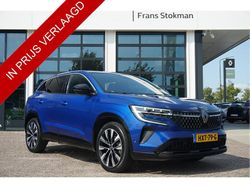 Blauw metallic Gebruikt 2023 Renault Austral Techno SUV | € 32.900 (Eerlijke prijs)