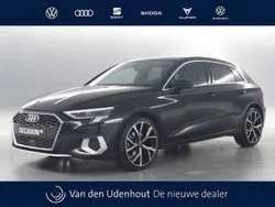 Zwart Gebruikt 2024 Audi A3 Advanced Hatchback | € 32.950 (Eerlijke prijs)