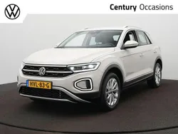 Grijs Gebruikt 2024 VW T-Roc Style SUV | € 34.995 (Eerlijke prijs)