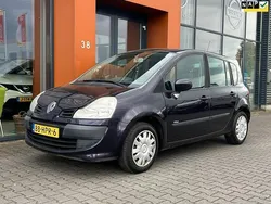 Paars Gebruikt 2009 Renault Grand Modus MPV | € 2.490 (Eerlijke prijs)