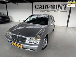 Grijs Gebruikt 2004 Mercedes C180 Classic Sedan | € 2.950 (Eerlijke prijs)