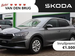Grijs, metallic lak Nieuw 2024 Skoda Fabia Selection Hatchback | € 25.679 (Eerlijke prijs)