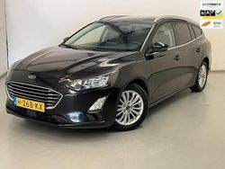 Zwart Gebruikt 2020 Ford Focus Titanium Stationwagen | € 13.950 (Eerlijke prijs)