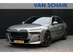 BMW 740