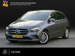 Grijs Gebruikt 2019 Mercedes B200 Progressive MPV | € 27.750 (Eerlijke prijs)