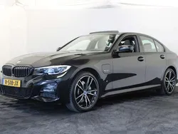 BMW 330e