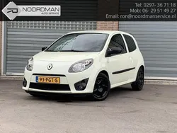 Wit Gebruikt 2011 Renault Twingo Collection Hatchback | € 2.750 (Eerlijke prijs)