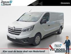 Blanc glacier (licht wit) Gebruikt 2023 Renault Trafic Komfort Van | € 19.945 (Goede deal)