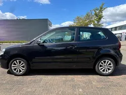 Zwart Gebruikt 2007 VW Polo Comfortline Hatchback | € 1.900 (Goede deal)