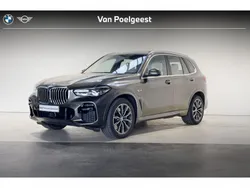 Manhattan metallic (bruin metallic) Gebruikt 2022 BMW X5 Executive SUV | € 71.895 (Super prijs)