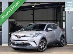Grijs, metallic lak Gebruikt 2017 Toyota C-HR Executive SUV | € 14.500 (Eerlijke prijs)