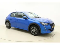 Blauw Gebruikt 2021 Peugeot e-208 Active Hatchback | € 18.945 (Eerlijke prijs)
