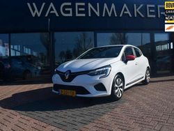 Wit Gebruikt 2022 Renault Clio V Equilibre Hatchback | € 10.950 (Goede deal)