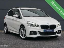 Wit Gebruikt 2017 BMW 218 M Sport Stationwagen | € 15.990 (Eerlijke prijs)