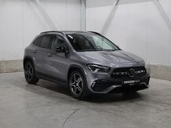 Grijs (metallic) Gebruikt 2023 Mercedes GLA220 AMG line SUV | € 42.995