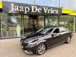 Zwart Gebruikt 2017 Mercedes C180 Premium Plus Sedan | € 19.950 (Goede deal)