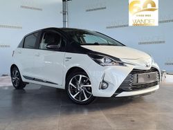 Wit Gebruikt 2019 Toyota Yaris Hybrid Hatchback | € 16.950 (Goede deal)