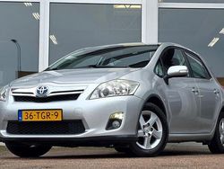 Grijs Gebruikt 2012 Toyota Auris Hybrid Hatchback | € 8.494 (Eerlijke prijs)