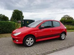 Rood Gebruikt 2006 Peugeot 206 Hatchback | € 650 (Super prijs)