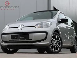 Zilver Gebruikt 2014 VW up! Cup Hatchback | € 7.990 (Iets duurder)