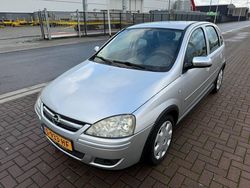 Grijs Gebruikt 2006 Opel Corsa Hatchback | € 1.999 (Eerlijke prijs)
