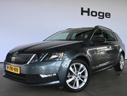 Grijs, metallic lak Gebruikt 2020 Skoda Octavia Business Line Stationwagen | € 13.440 (Goede deal)