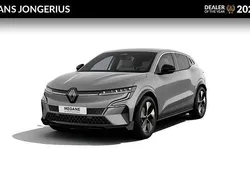 Gris rafale (grijs mica) Nieuw 2025 Renault Mégane Techno SUV | € 37.030 (Eerlijke prijs)