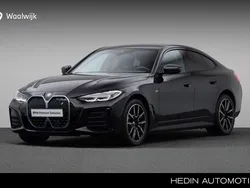 Zwart, metallic lak Gebruikt 2023 BMW i4 Shadowline Sedan | € 43.880 (Super prijs)