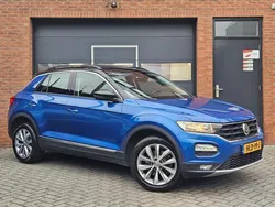 Blauw Gebruikt 2018 VW T-Roc Style SUV | € 19.950 (Eerlijke prijs)