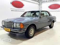 Blauw Gebruikt 1978 Mercedes 230 Coupé | € 9.000