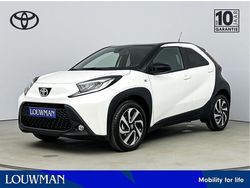 Wit Gebruikt 2025 Toyota Aygo X Pulse SUV | € 21.445