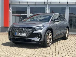 Grijs Gebruikt 2024 Audi Q4 e-tron SUV | € 54.529 (Duur)