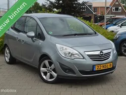Grijs, metallic lak Gebruikt 2010 Opel Meriva Cosmo MPV | € 1.500 (Eerlijke prijs)
