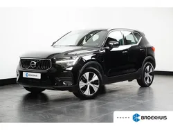 Zwart Gebruikt 2023 Volvo XC40 Core SUV | € 36.900 (Eerlijke prijs)