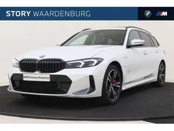 Wit Gebruikt 2024 BMW 320 M Sport Stationwagen | € 42.850 (Eerlijke prijs)