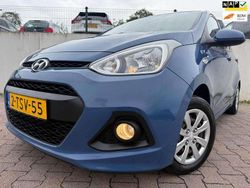 Blauw Gebruikt 2014 Hyundai i10 GO! Hatchback | € 4.999 (Eerlijke prijs)
