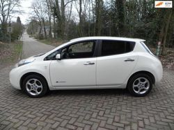 Wit Gebruikt 2013 Nissan Leaf Base Hatchback | € 8.250