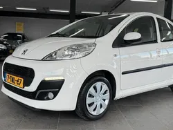 Wit Gebruikt 2014 Peugeot 107 Active Hatchback | € 4.450 (Eerlijke prijs)
