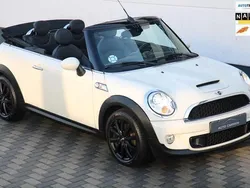 , metallic lak Gebruikt 2015 Mini Cooper S Cabriolet Cabriolet | € 16.745 (Eerlijke prijs)